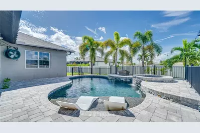 3802 SW 3rd St, Cape Coral, FL 33991 - Photo 2