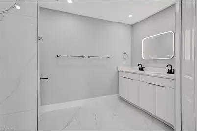 4106 NE 14th Pl, Cape Coral, FL 33909 - Photo 18