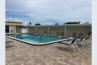 116 Gledhill Ct, Fort Myers, FL 33919 - Photo 6