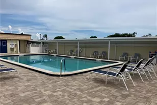 116 Gledhill Ct, Fort Myers, FL 33919 - Photo 6