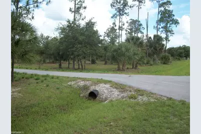 335 N Hacienda St, Clewiston, FL 33440 - Photo 1