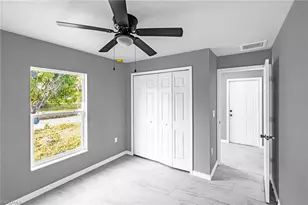 3510 S Grimsley Ct, Fort Myers, FL 33916 - Photo 12