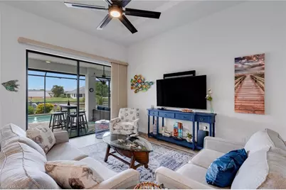 4550 SE 6th Ct, Cape Coral, FL 33904 - Photo 10