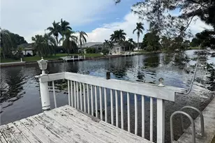 415 SE 21st St, Cape Coral, FL 33990 - Photo 4