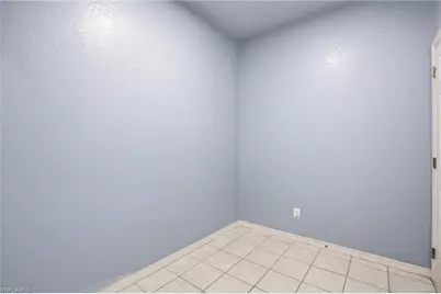 2433 George Ave S, Lehigh Acres, FL 33973 - Photo 18