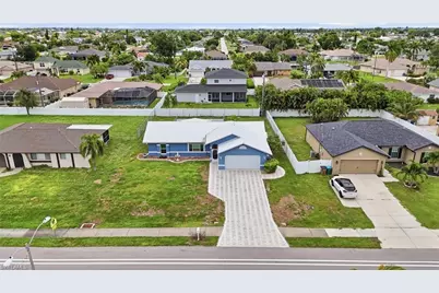 601 Mohawk Pkwy, Cape Coral, FL 33914 - Photo 2