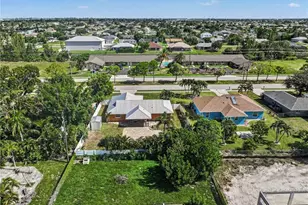 918 Gleason Pkwy, Cape Coral, FL 33914 - Photo 24