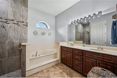 3319 NW 5th Ter, Cape Coral, FL 33993 - Photo 10