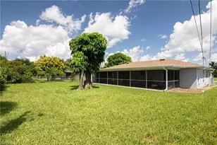 926 SE 26th Terrace, Cape Coral, FL 33904 - Photo 24