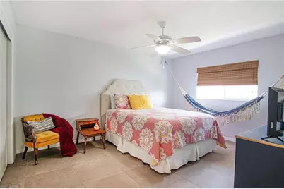 926 SE 26th Ter, Cape Coral, FL 33904 - Photo 14