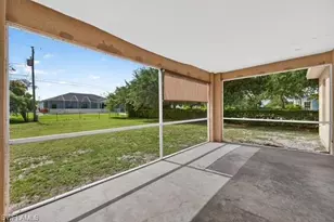 903 SE 5th Ave, Cape Coral, FL 33990 - Photo 20