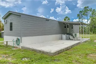 8352 Barbie Ln, North Fort Myers, FL 33917 - Photo 28