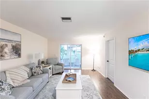 6775 Lake McGregor Cir, Fort Myers, FL 33919 - Photo 4