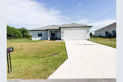 8041 Sherwood Cir, Labelle, FL 33935 - Photo 1