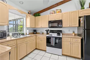 1538 SW 49th St, Cape Coral, FL 33914 - Photo 6