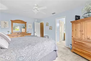 1538 SW 49th St, Cape Coral, FL 33914 - Photo 10