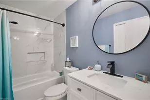 8171 S Woods Cir, Fort Myers, FL 33919 - Photo 16