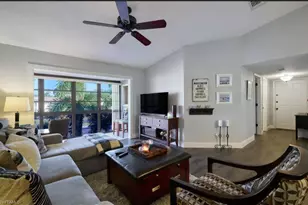 8171 S Woods Cir, Fort Myers, FL 33919 - Photo 4