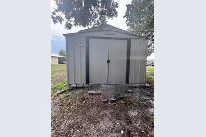 1111 10th St, Okeechobee, FL 34974 - Photo 18