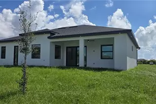 1032 NW 33rd Pl, Cape Coral, FL 33993 - Photo 32