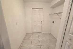 329 SW 21st Ln, Cape Coral, FL 33991 - Photo 34