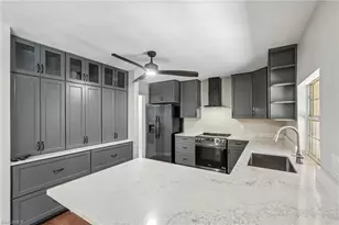 51 Lagoon Dr, North Fort Myers, FL 33903 - Photo 10