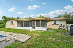 51 Lagoon Dr, North Fort Myers, FL 33903 - Photo 30