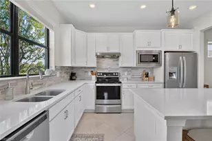 12056 Westmoreland Way, Fort Myers, FL 33913 - Photo 16