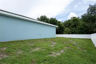 715 Zendor Ave, Fort Myers, FL 33913 - Photo 6