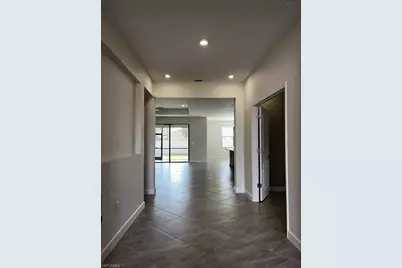11368 Canopy Loop, Fort Myers, FL 33913 - Photo 4