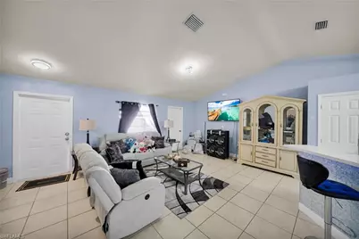 3203 36th St SW, Lehigh Acres, FL 33976 - Photo 6