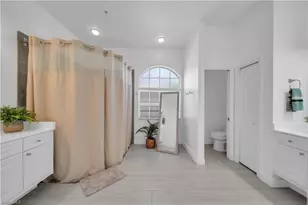 11142 Lakeland Cir, Fort Myers, FL 33913 - Photo 14