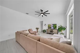 11142 Lakeland Cir, Fort Myers, FL 33913 - Photo 26
