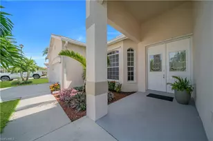 11142 Lakeland Cir, Fort Myers, FL 33913 - Photo 4