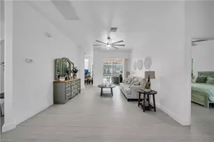 11142 Lakeland Cir, Fort Myers, FL 33913 - Photo 10