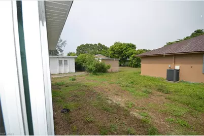 2955 Dunbar Ave #B, Fort Myers, FL 33916 - Photo 12