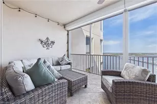 2090 W First St, Fort Myers, FL 33901 - Photo 1