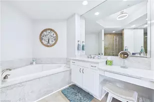 2090 W First St, Fort Myers, FL 33901 - Photo 36