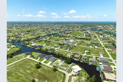 2022 NW 32nd Pl, Cape Coral, FL 33993 - Photo 1