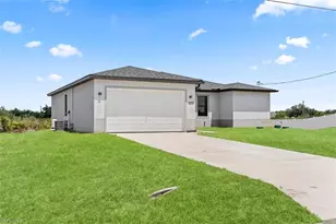 2700 69th St W, Lehigh Acres, FL 33971 - Photo 2
