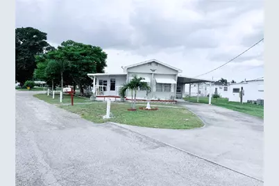 123 Flame Ln, North Fort Myers, FL 33917 - Photo 1