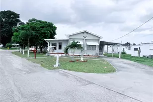123 Flame Ln, North Fort Myers, FL 33917 - Photo 1