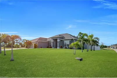 1728 Diplomat Pkwy W, Cape Coral, FL 33993 - Photo 4
