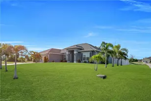 1728 Diplomat Pkwy W, Cape Coral, FL 33993 - Photo 4