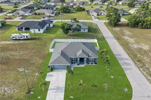 1728 Diplomat Pkwy W, Cape Coral, FL 33993 - Photo 44