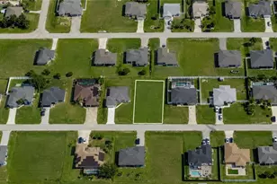 945 NW 7th Pl, Cape Coral, FL 33993 - Photo 1