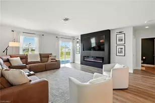 17765 Paradiso Wy, North Fort Myers, FL 33917 - Photo 8