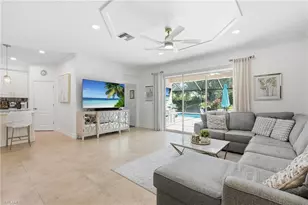 2390 Heydon Cir E, Naples, FL 34120 - Photo 8
