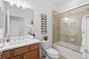 2390 Heydon Cir E, Naples, FL 34120 - Photo 22