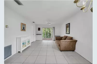 8071 Country Rd #206, Fort Myers, FL 33919 - Photo 6